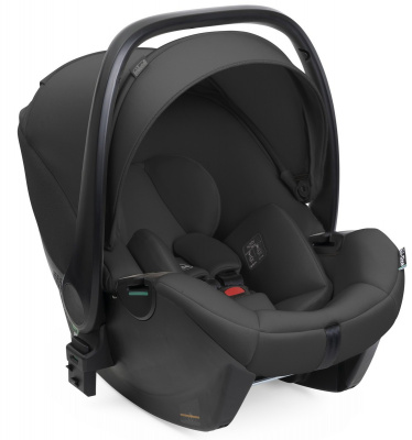 Автокресло Chicco Kory Plus I-size (0-13 кг), Black Satin (Черный)