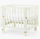 Детская кровать HAPPY BABY MOMMY LOVE (молочный) 95026 с опускающейся стенкой, маятник продольный